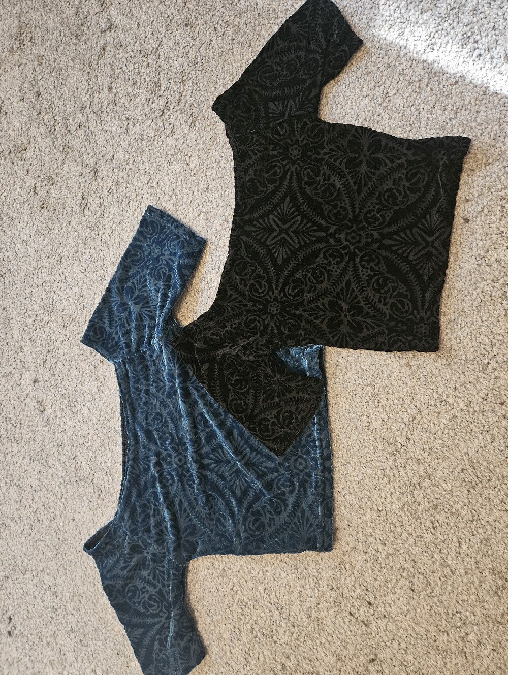 Black Milk Burned Velvet Off The Shoulder Crop Tops BUNDLE size XXS